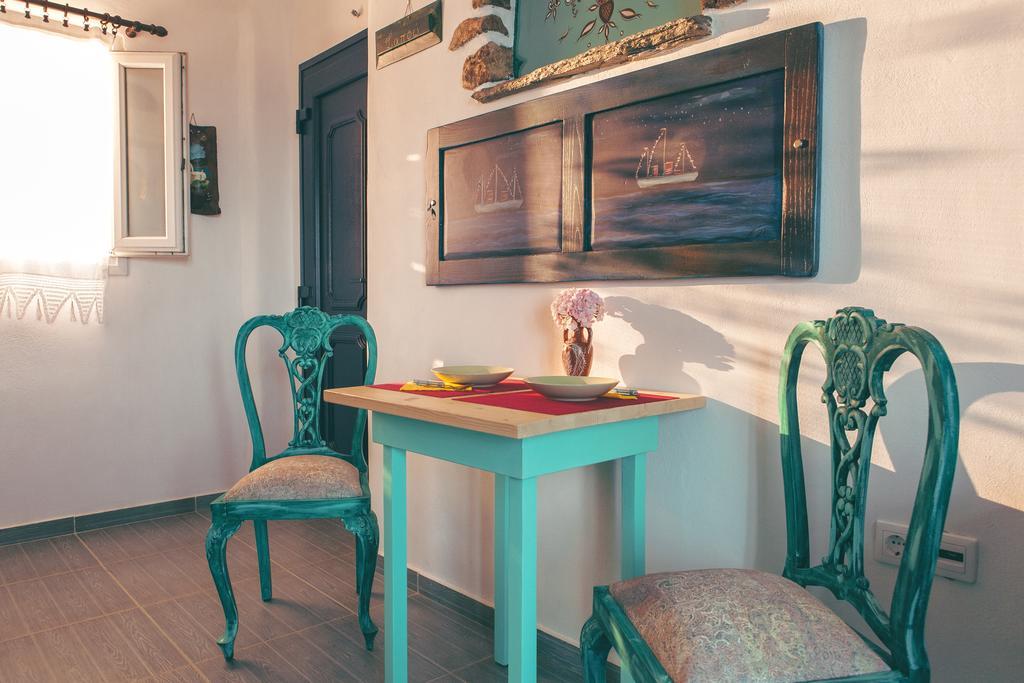 Castria Studios Kionia Extérieur photo