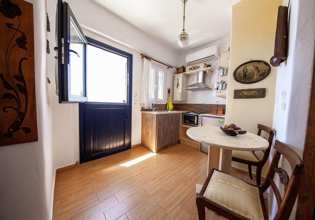 Castria Studios Kionia Extérieur photo