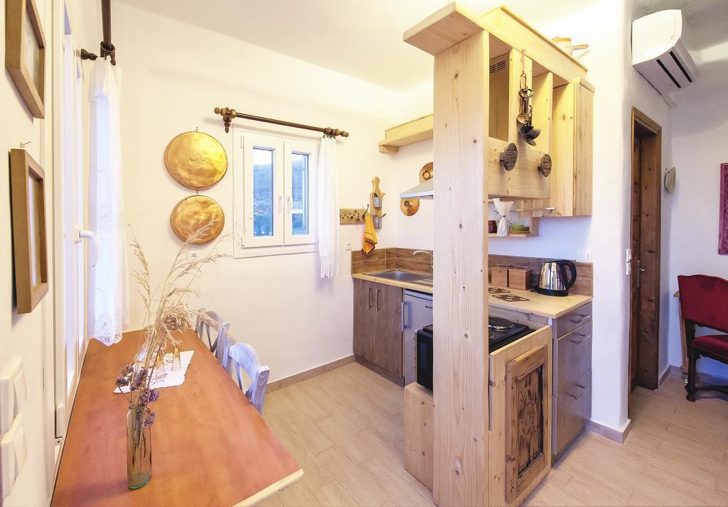 Castria Studios Kionia Extérieur photo